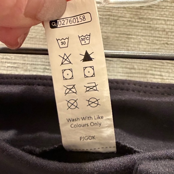 LP large petite Halara DayStretch High Waisted Skinny Cargo Pants black stretchy - Picture 9 of 17